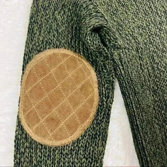 Harper Heritage Olive Green V-Neck Elbow Patch Oversized Sweater - Picture 4 of 16